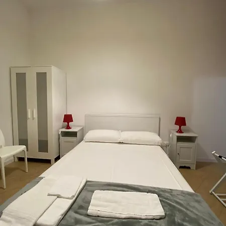 Manu's House * Порт-Эмпедокле