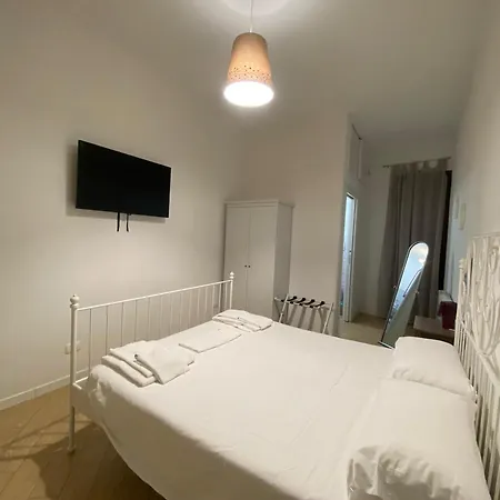 Manu's House Bed & Breakfast